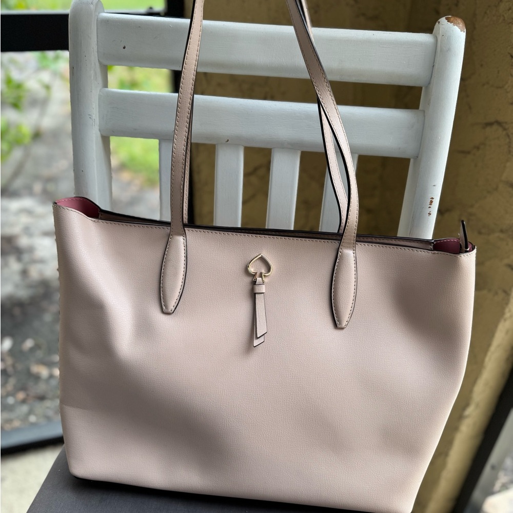 Kate Spade pink leather purse